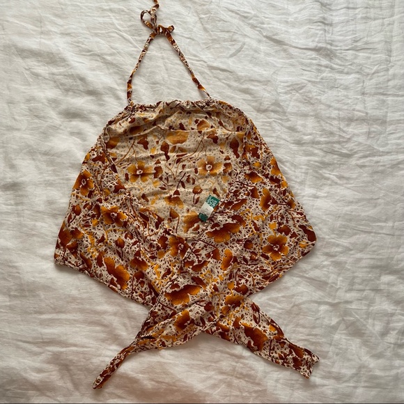 Vintage Beach Halter Top - Picture 2 of 4